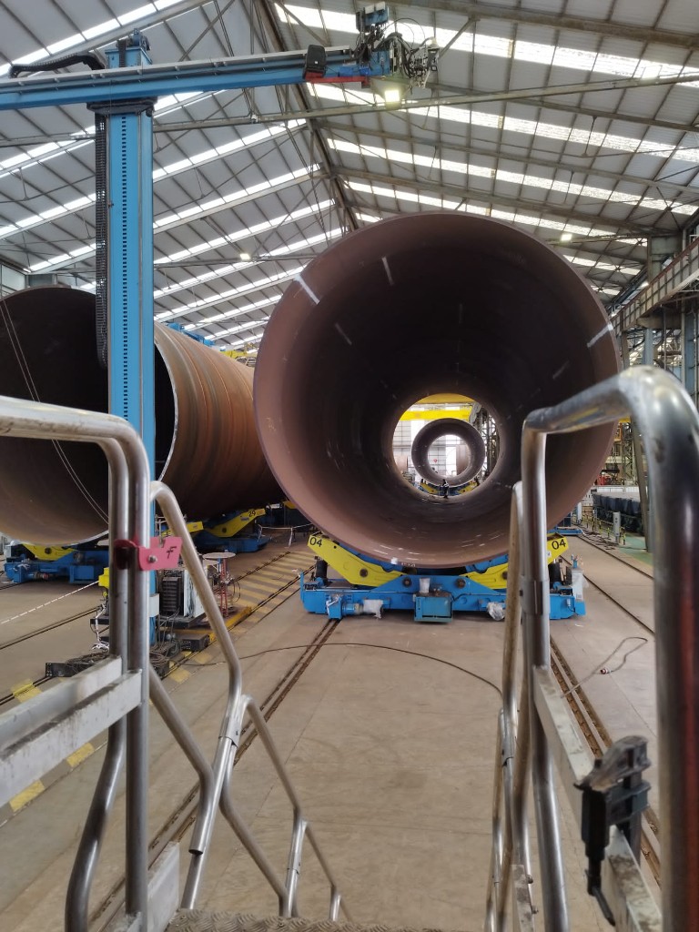 Fabricação de grandes cilindros metálicos